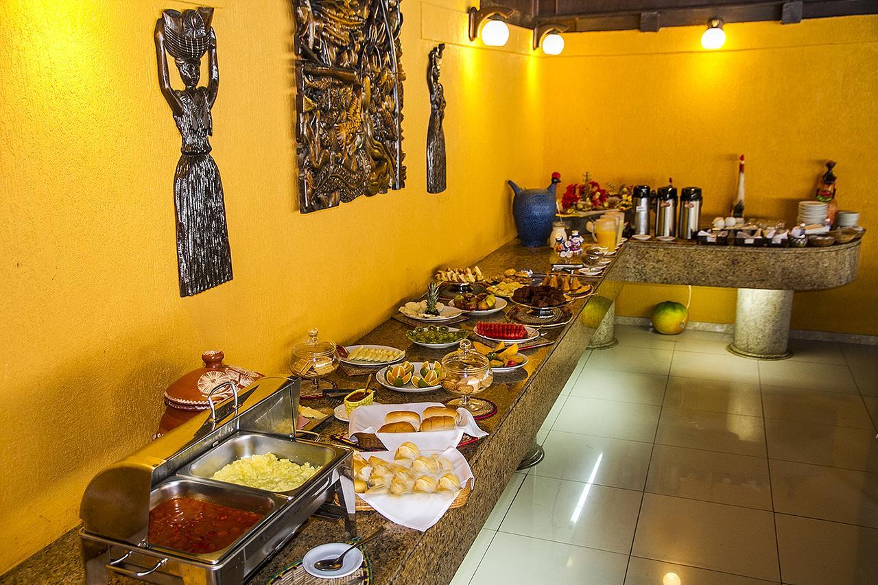 Happy Hotel Girassol Porto Seguro Exterior foto